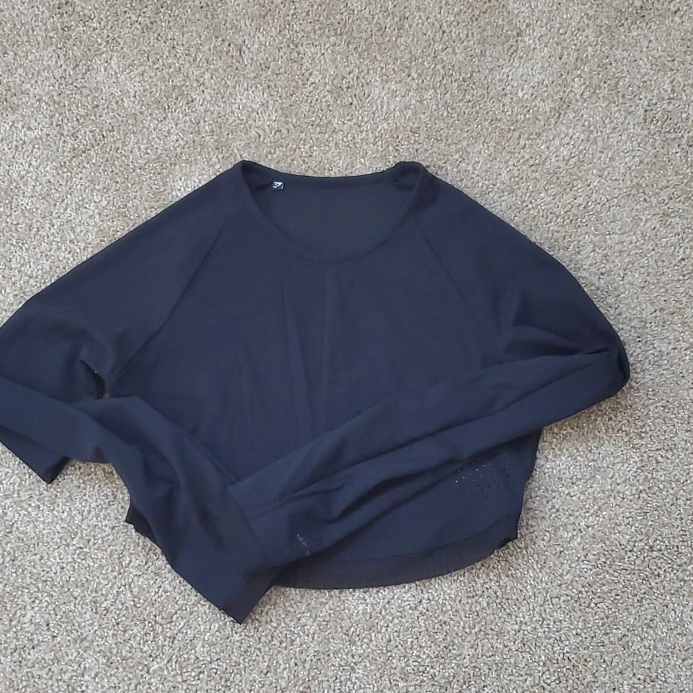 Whitney Simmons x gymshark crop top - Picture 3 of 8